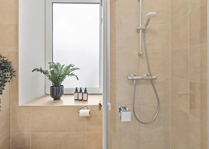 Balcony Apartment, 4 Min To U3 Zipperer Strasse * Viena