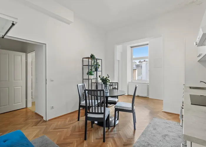Balcony Apartment, 4 Min To U3 Zipperer Strasse *