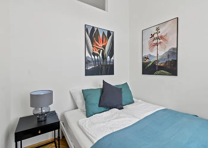 Balcony Apartment, 4 Min To U3 Zipperer Strasse *