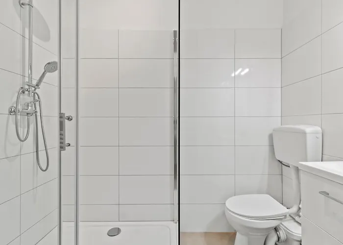 Balcony Apartment, 4 Min To U3 Zipperer Strasse *