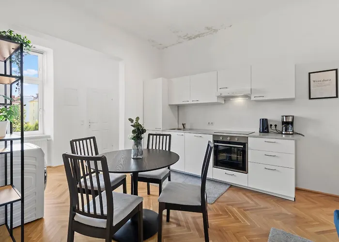 Balcony Apartment, 4 Min To U3 Zipperer Strasse Viena