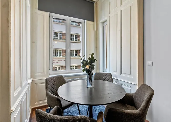Balcony Apartment, 4 Min To U3 Zipperer Strasse