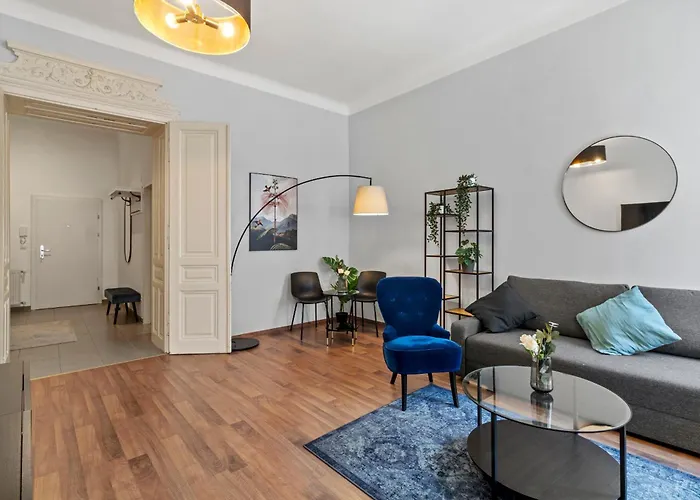 Balcony Apartment, 4 Min To U3 Zipperer Strasse Apartamento
