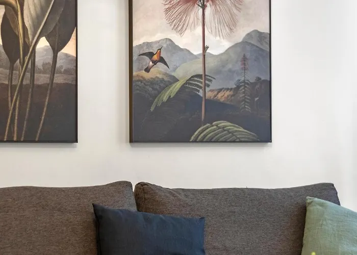 Balcony Apartment, 4 Min To U3 Zipperer Strasse