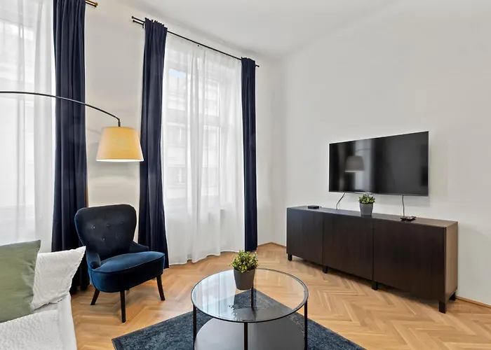 Balcony Apartment, 4 Min To U3 Zipperer Strasse Apartamento