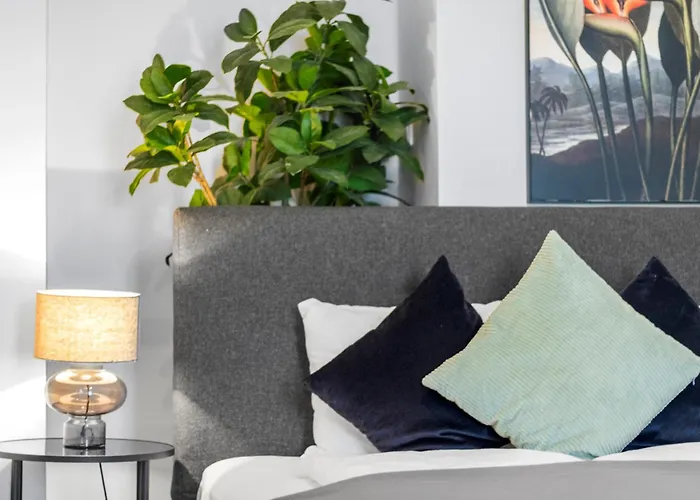 Balcony Apartment, 4 Min To U3 Zipperer Strasse * Viena