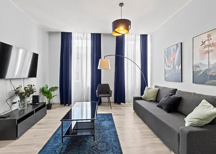 Apartamento Balcony Apartment, 4 Min To U3 Zipperer Strasse