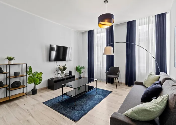 Balcony Apartment, 4 Min To U3 Zipperer Strasse Apartamento *